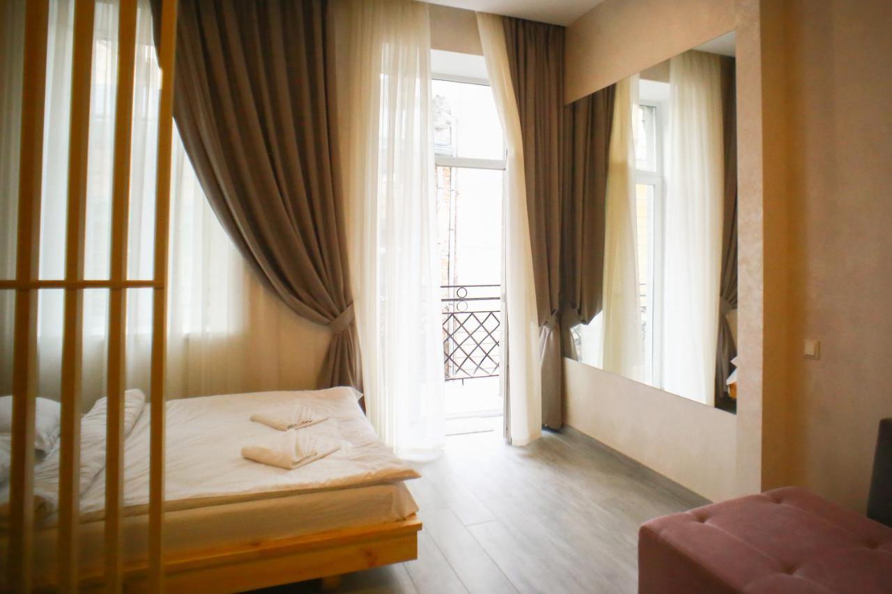 Leogrand Apartment On Drohobycha 4 Liov Exterior foto