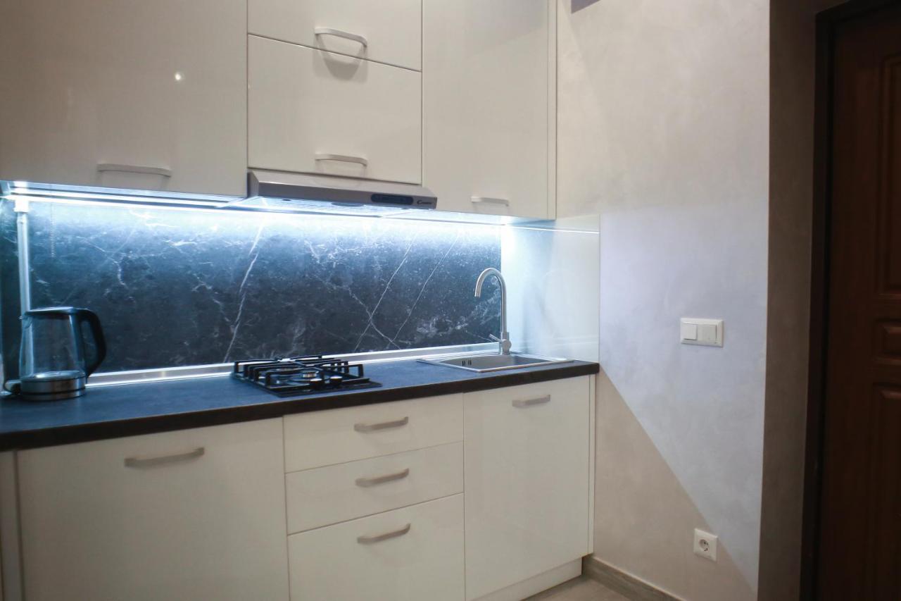 Leogrand Apartment On Drohobycha 4 Liov Exterior foto