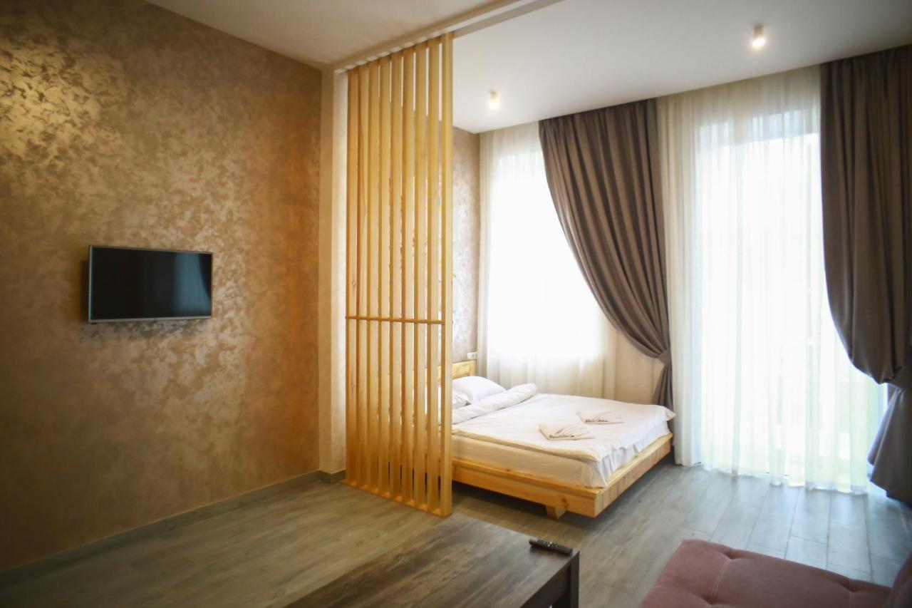Leogrand Apartment On Drohobycha 4 Liov Exterior foto